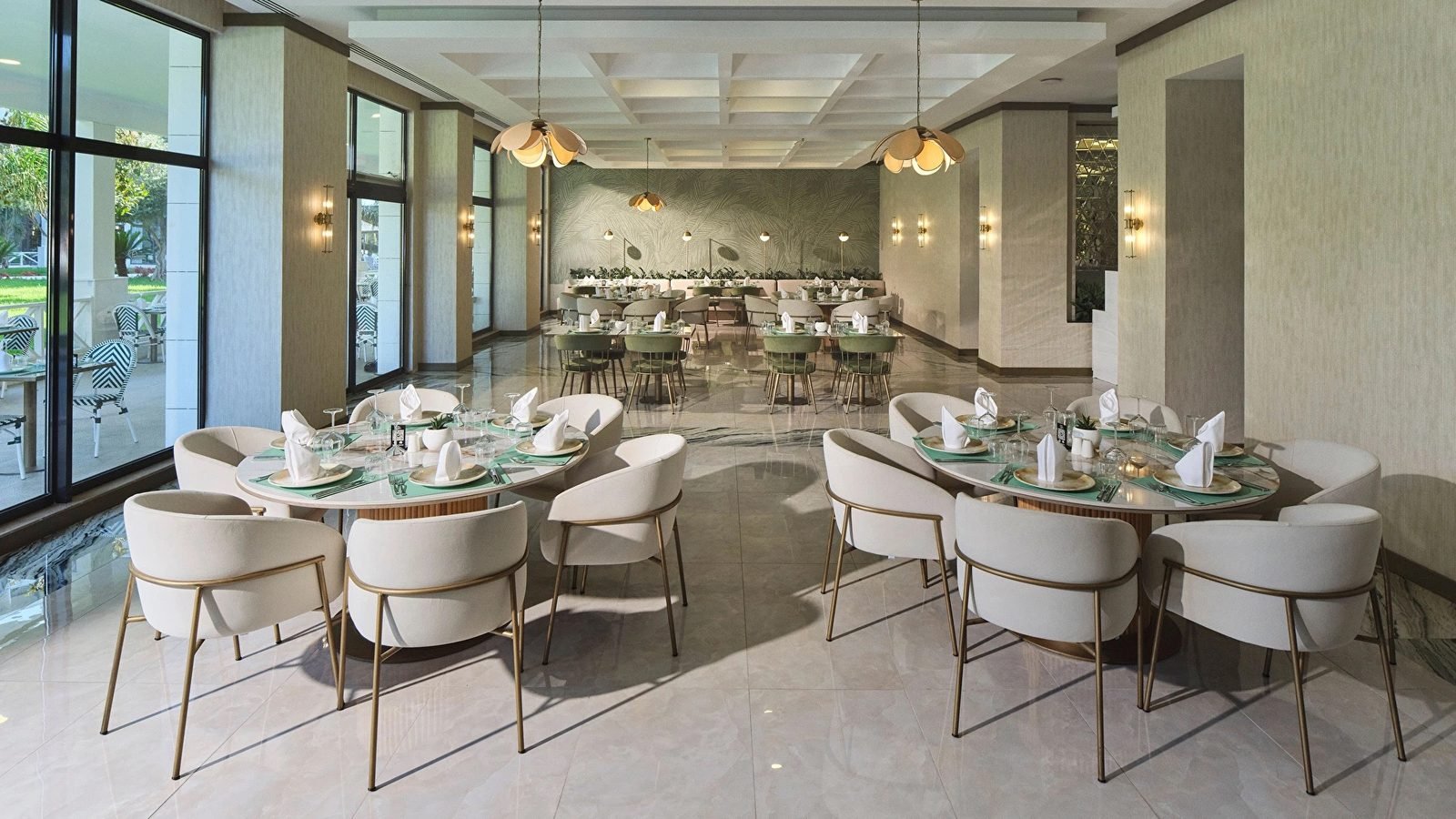 Otelin restoranı